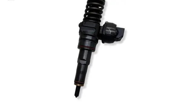 Volkswagen Golf IV Fuel injector 038130073AQA