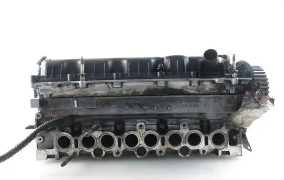 Citroen C5 Engine head 