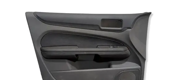 Ford Focus Front door card panel trim AGDD027