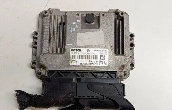 KIA Ceed Engine control unit/module ECU 391132A511U1 391132A511 0281017217