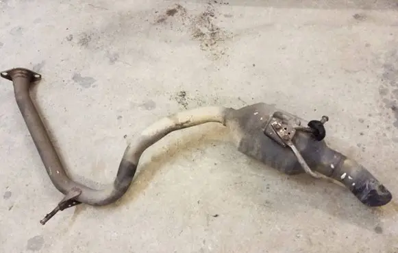 Toyota RAV 4 (XA40) Muffler/silencer 
