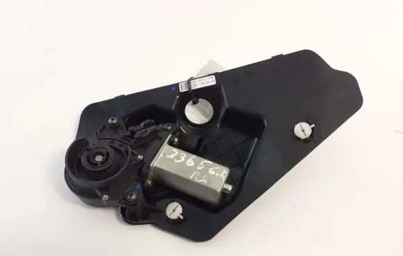 Audi A6 S6 C6 4F Rear door soft close latching motor 4F0839003