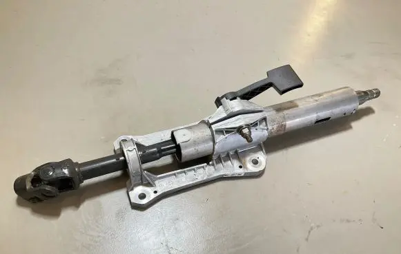Iveco Daily 6th gen Steering wheel axle 885130 AJN9C03 1K02