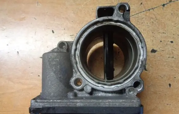 Ford Kuga I Throttle valve 9M5Q9E926AA