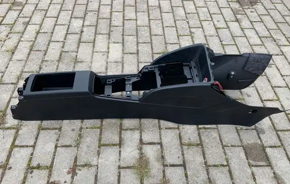 Audi A3 S3 8V Center console 8V1863241 8V0863300A
