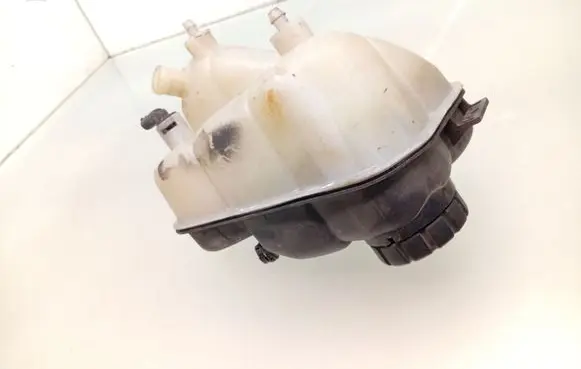 Mercedes-Benz CLS C219 Coolant expansion tank/reservoir 2115000049