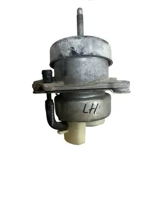 Engine mount bracket