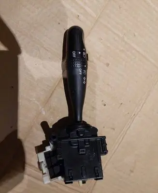 Toyota RAV 4 (XA20) Indicator stalk 173682 42010 6822f31