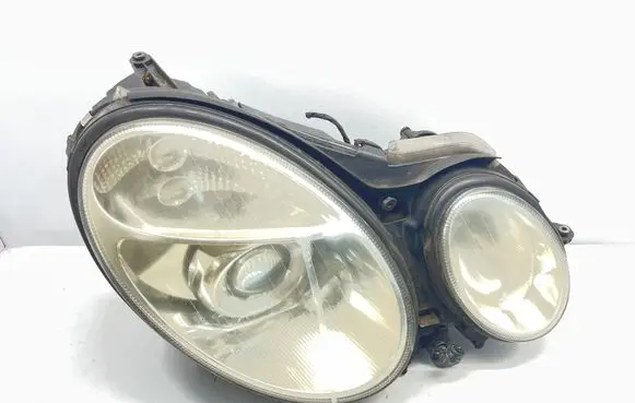 Mercedes-Benz E W211 Headlight/headlamp 15436001 5DV00829000