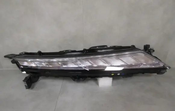 Mitsubishi Eclipse Cross LED Daytime headlight PX2HA0722810249 EDM92206010