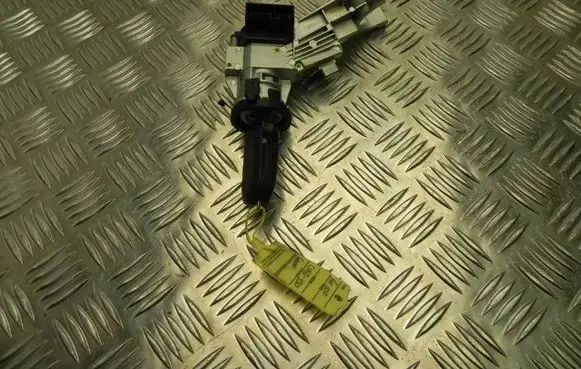 Fiat 500L Ignition lock 00505254280 M2044
