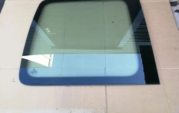 Volkswagen Caddy Rear side window