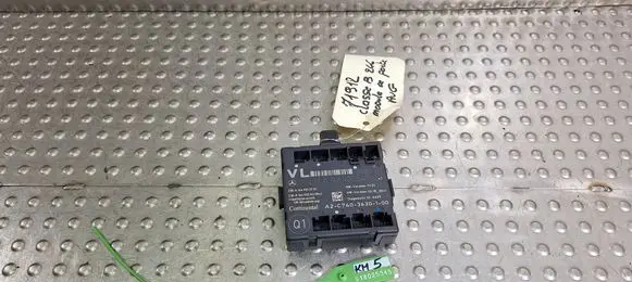 Mercedes-Benz GLA W156 Door control unit/module A1669013701
