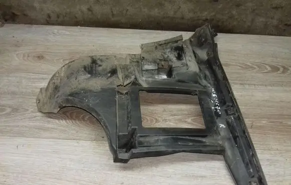 Volvo XC70 Rear bumper mounting bracket 8648149 9484377