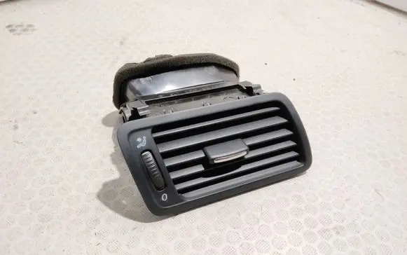 Volkswagen PASSAT B6 Dashboard side air vent grill/cover trim 3C1819702E