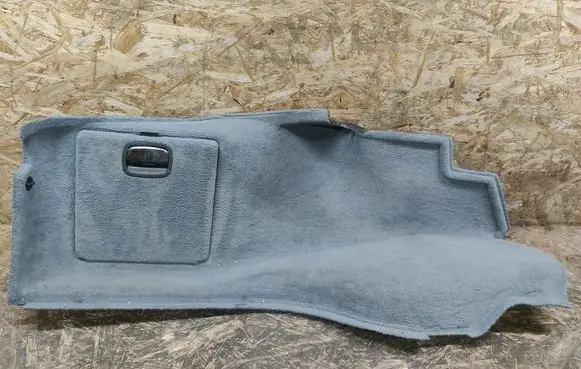 Trunk/boot lower side trim panel