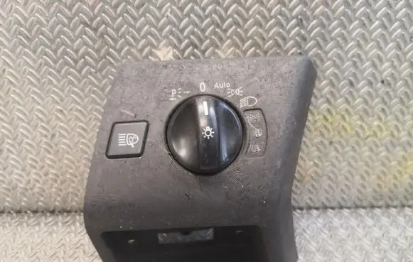 Mercedes-Benz S W220 Light switch 2205450704