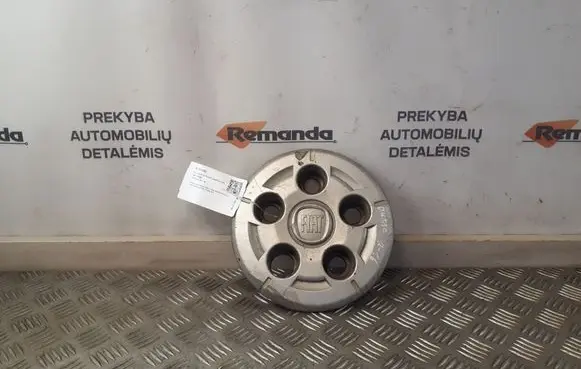 Fiat Ducato R16 wheel hub/cap/trim 1358876080
