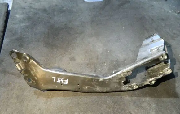 BMW 2 F45 Headlight/headlamp mounting bracket 7307875