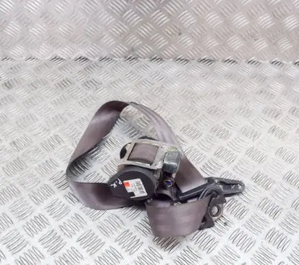 Audi A4 S4 B6 8E 8H Front seatbelt 560788701 8E0857705G