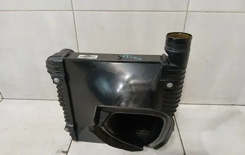 Ferrari Purosangue Intercooler radiator 9340704