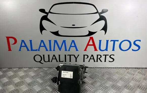 Audi A4 S4 B8 8K ABS Pump 8K0907379AE