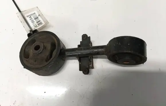 Toyota Previa (XR30, XR40) II Engine mount bracket 1230920090