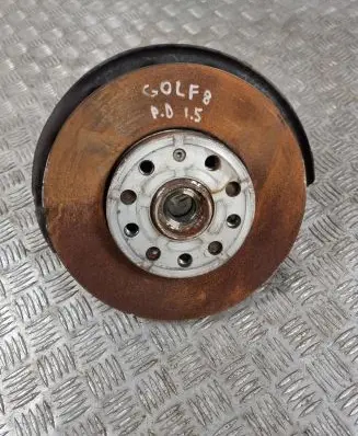 Volkswagen Golf VIII Front wheel hub