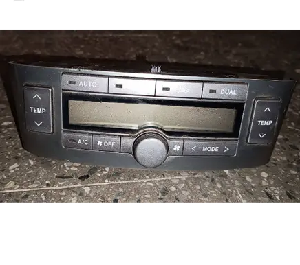 Toyota Avensis T250 Climate control unit 5590205050