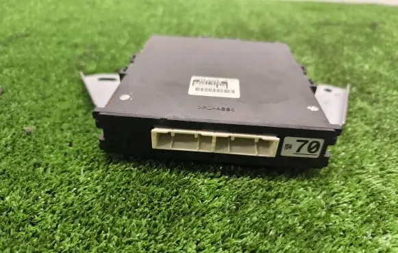 Toyota Prius (XW30) Engine control unit/module 892612850