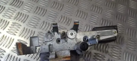 Renault Safrane Tailgate exterior lock 
