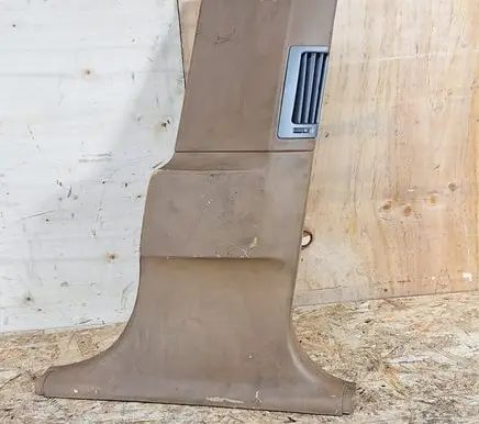 BMW 7 E65 E66 (B) pillar trim (bottom) 7001982 51437001982