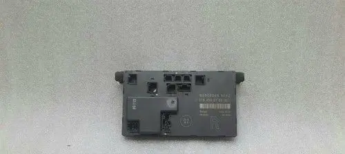 Mercedes-Benz CLS C219 Front door A2198200726
