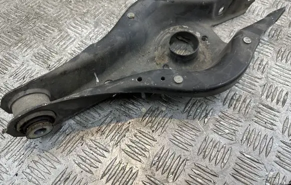BMW 1 F20 F21 Rear upper control arm/wishbone 6792541