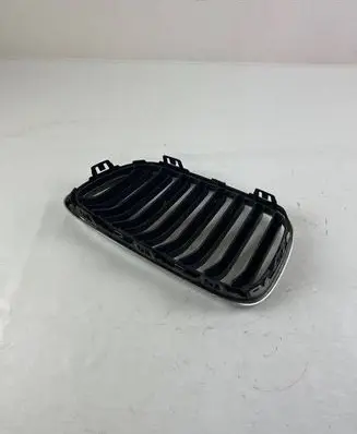 BMW 2 F22 F23 Front bumper upper radiator grill 7295526 7295522 7295524