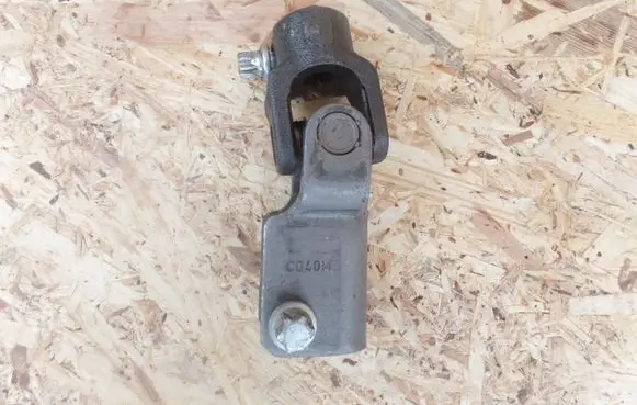 Opel Corsa D Steering column universal joint C040M