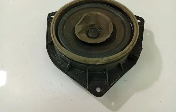 Toyota Yaris Front door speaker 861600D020