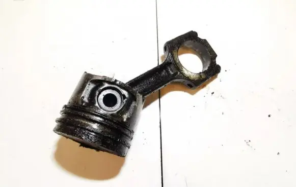 Fiat Marea Piston with connecting rod