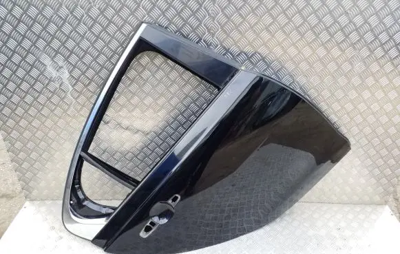 Jaguar XE Rear door