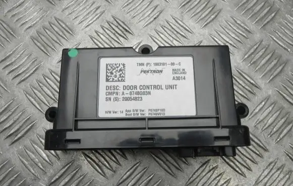 Tesla Model S Door control unit/module 100310100C