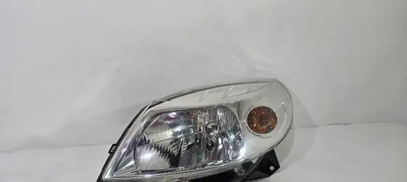 Dacia Sandero Headlight/headlamp 12205433452