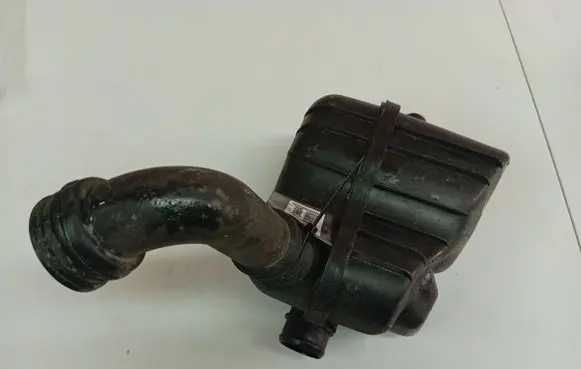 Alfa Romeo 159 Intake resonator A947