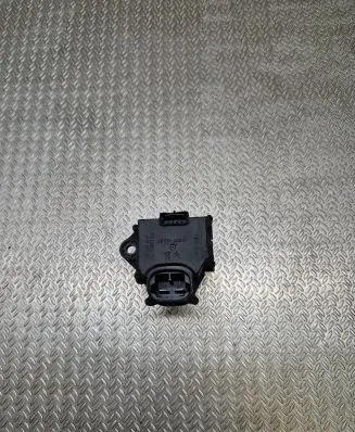 Peugeot 5008 Coolant fan relay 9658508980