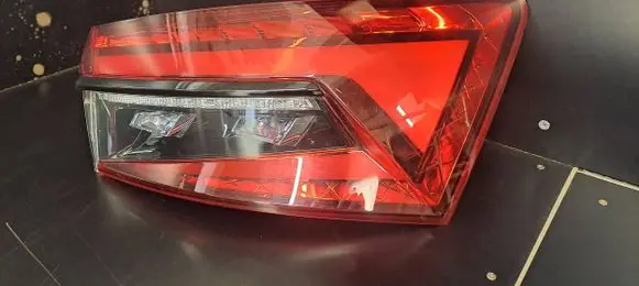 Skoda Superb B8 (3V) Rear/tail lights 3V9945208B 81910201 2V9945208C
