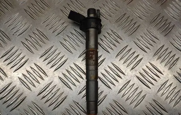 Fuel injector