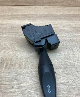 Ford Focus Indicator stalk 98AG13335AG