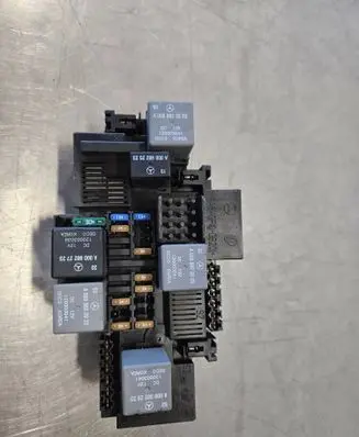 Mercedes-Benz GLC X253 C253 Fuse module A2229063302 50W111F04 170740529