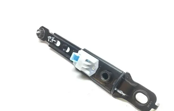 Hyundai Tucson TL Seat belt height adjuster 88890D7000