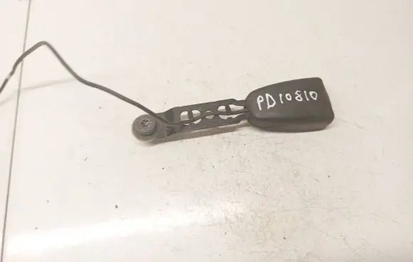 Volvo V50 Front seatbelt buckle 