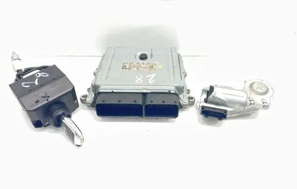 Mercedes-Benz E W211 Engine ECU kit and lock set A6421508578